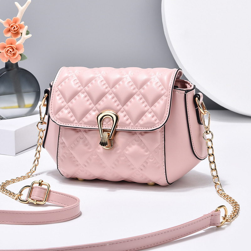 2022 new stylish and high-end women's small bag with diamond-shaped fashionable chain single-shoulder crossbody small square bag consignment details Picture