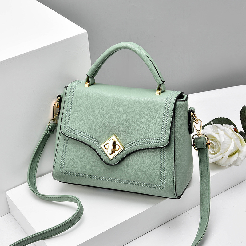 Bag Girl 2022 New Korean version women's crossbody bag, single-shoulder small square bag, handbag cross-border foreign trade women's bag consignment details Picture