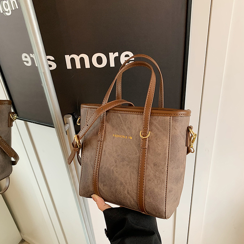 New women's 2024 fashionable bucket bag, casual, trendy, versatile, niche design crossbody bag, high-end handbag Specification drawing