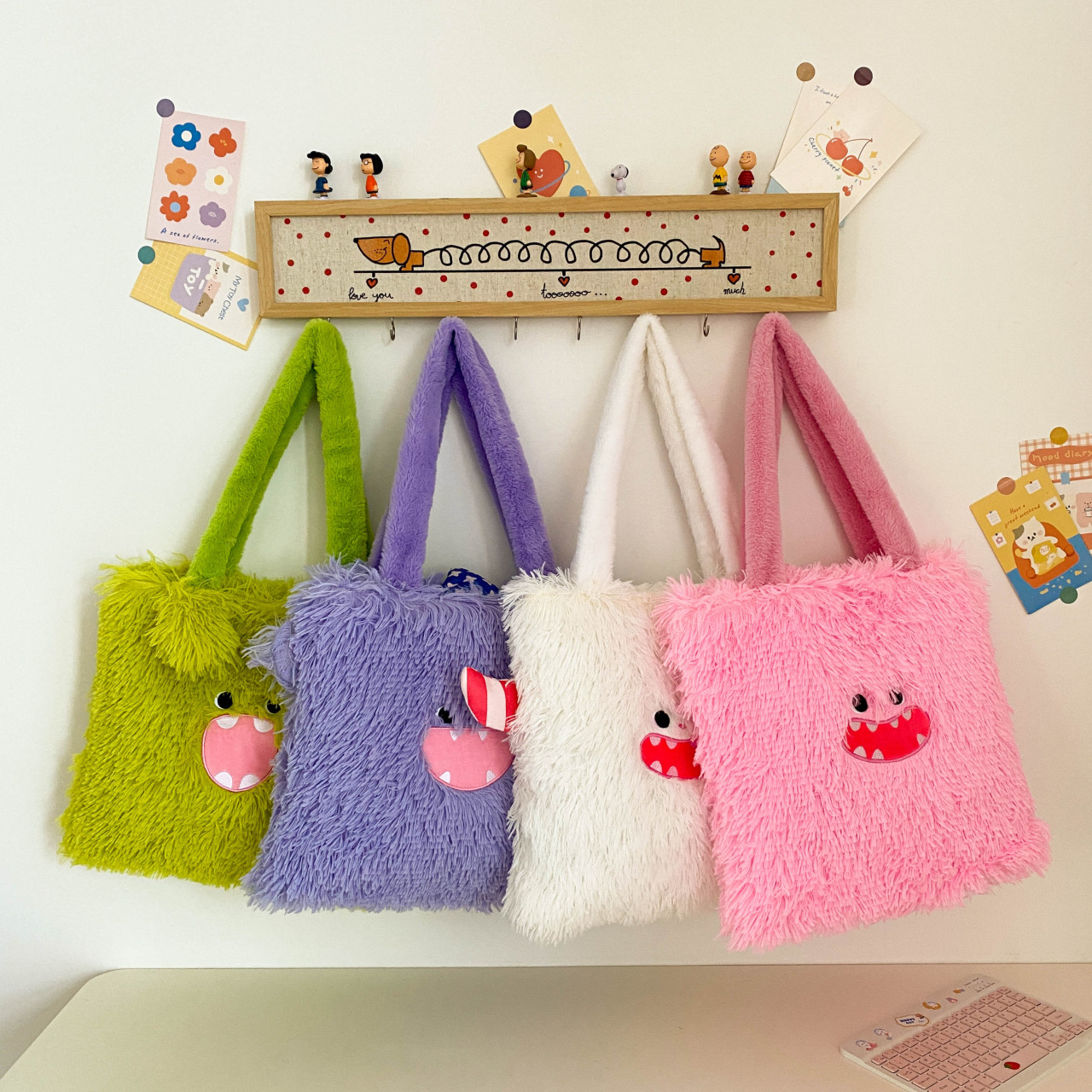 Little monster cartoon plush bag, versatile shoulder bag, cute large-capacity handbag for students, wholesale gift for girls full figure