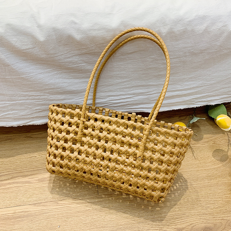 Korean-style hollowed-out design women's bag, basket bag, niche beach vacation bag, casual, trendy and versatile underarm handbag details Picture
