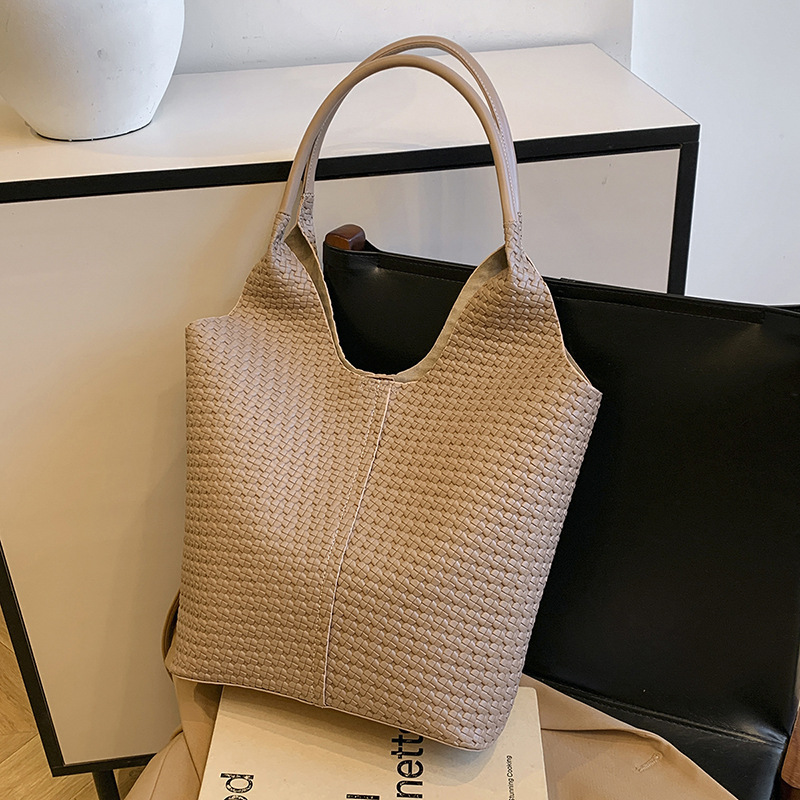 Retro trend underarm tote bag for women 2024 new style, fashionable, casual and versatile shoulder bag, high-end casual women's bag Specification drawing