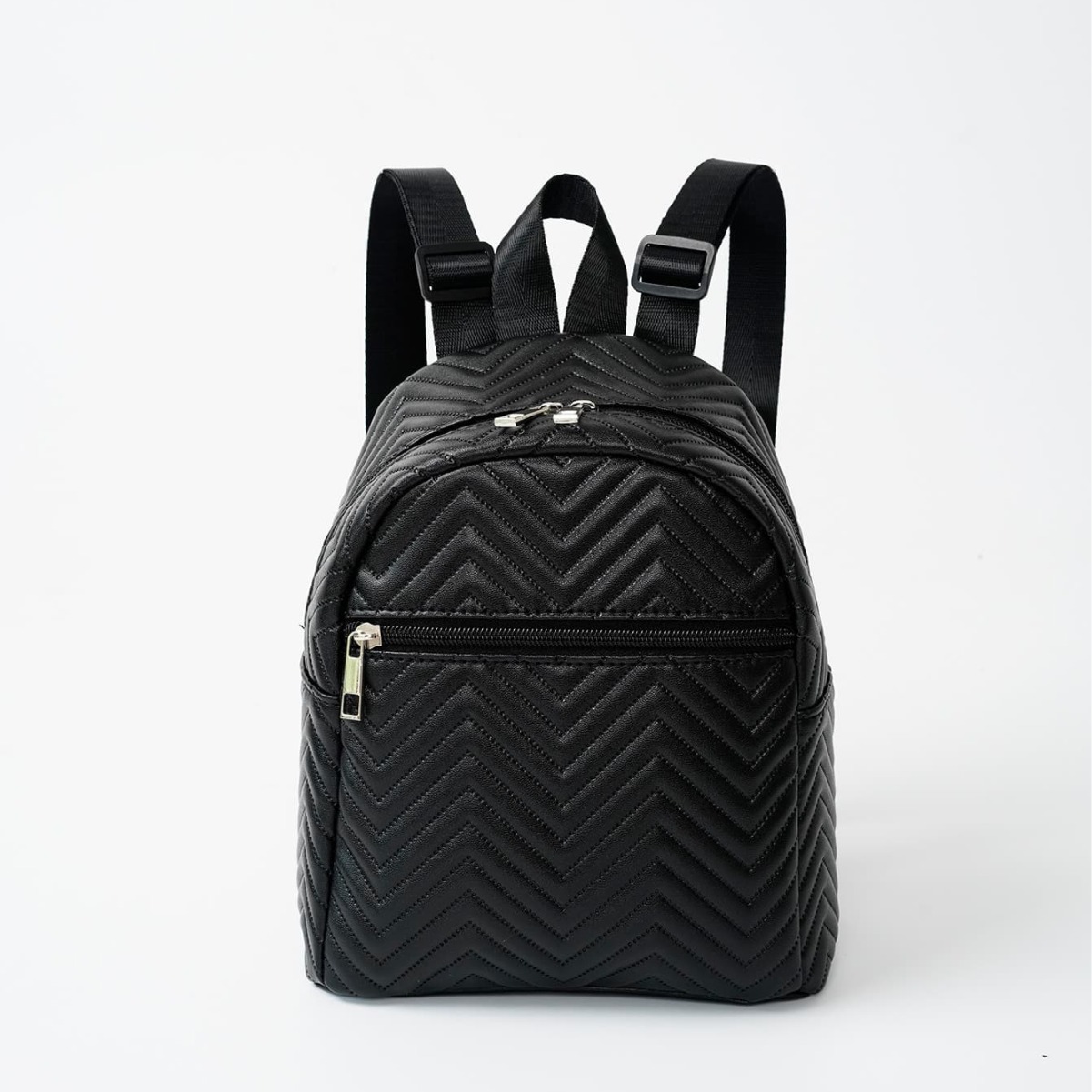 The 2024 new multi-color printed wavy embroidered ribbon mini women's backpack is a cross-border bestseller Application Scenario