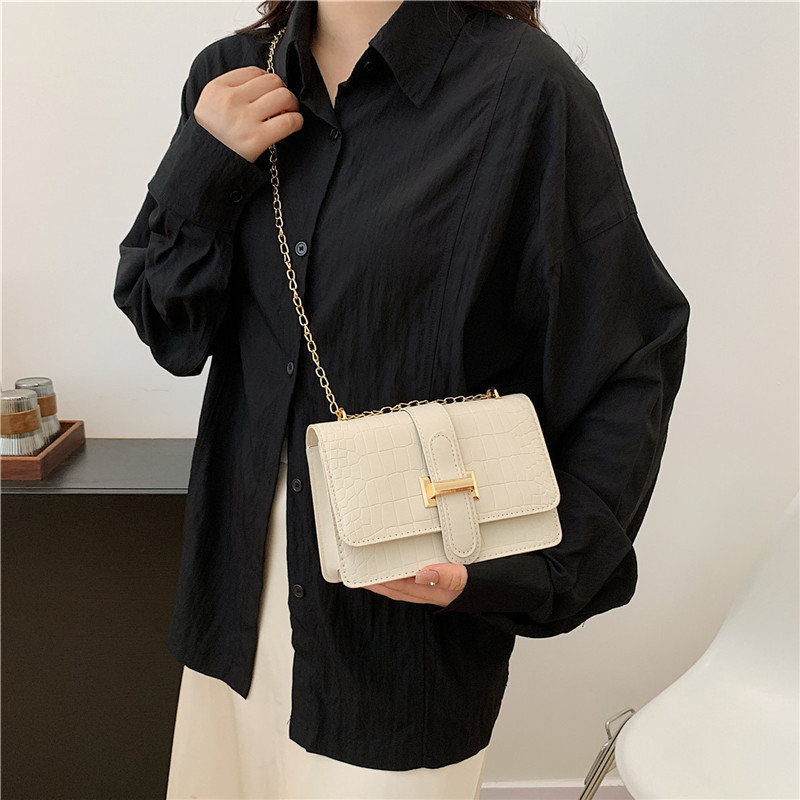 New women's 2025 trendy Korean-style versatile single-shoulder bag, crossbody Instagram fashion chain small square bag Specification drawing