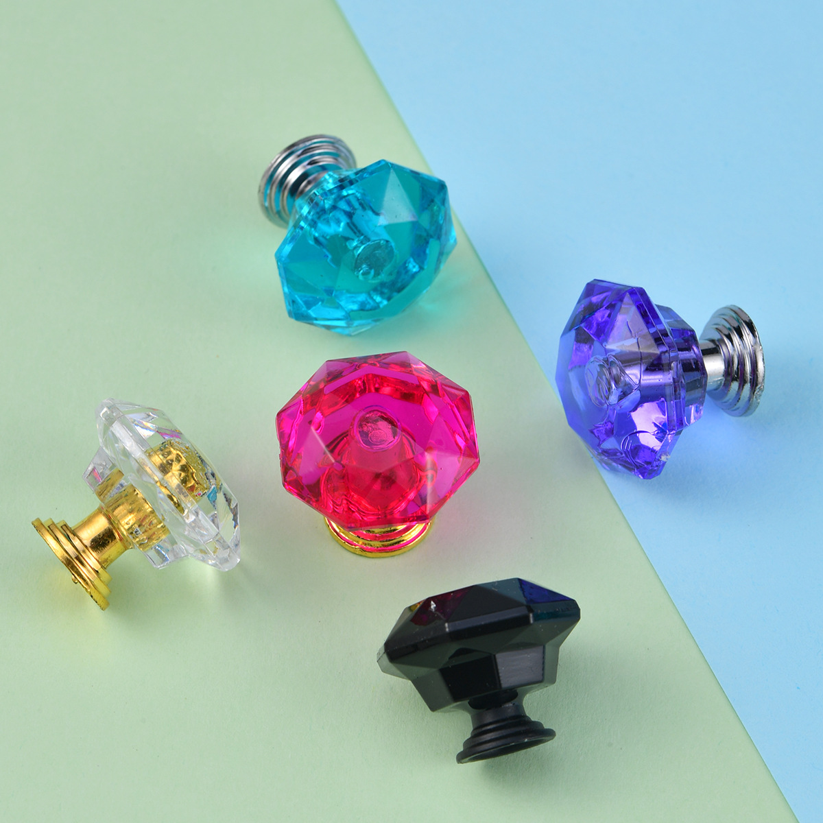 Colorful crystal drawer, diamond pull, transparent handle door, cabinet drawer, cabinet door handle, acrylic handle, plastic handle Application Scenario