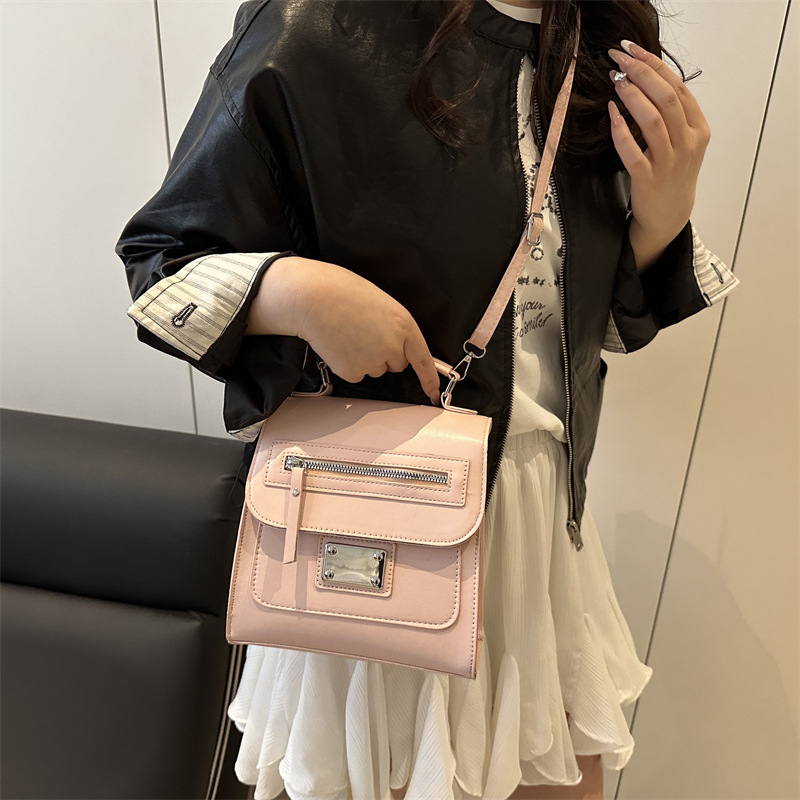 Cross-border cute underarm bag for women, Korean style trendy and fashionable large-capacity single-shoulder bag, 2025 new casual backpack for women Specification drawing
