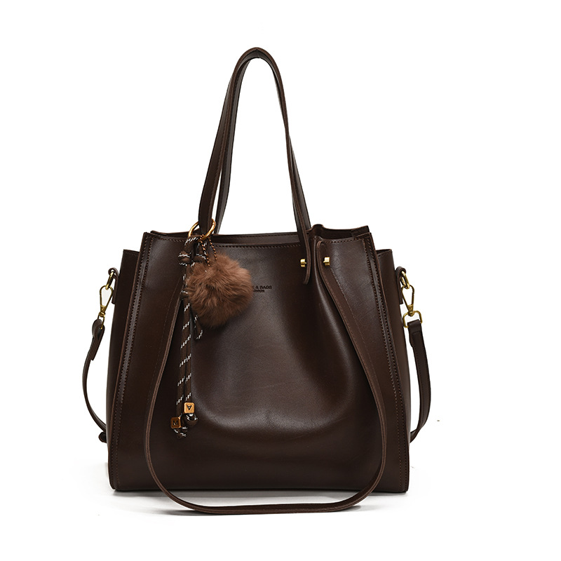 A large capacity tote bag for work commuting, a new retro, trendy, casual and high-end quality single-shoulder bag for women in 2025 Item Picture