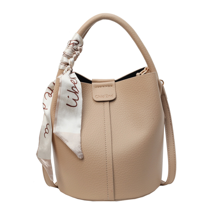 Cross-border commuting handbag for women 2025 New style fashionable soft leather bucket bag Versatile casual single-shoulder crossbody bag Item Picture