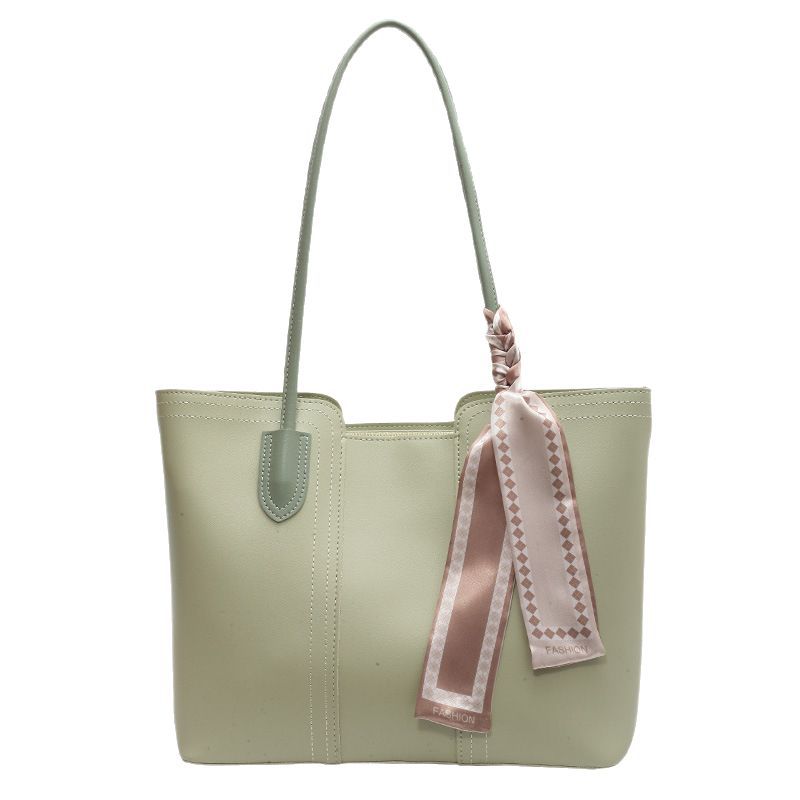 Cross-border bestsellers: Women's large-capacity commuter tote bag, casual shoulder bag, versatile and fashionable underarm bag Item Picture