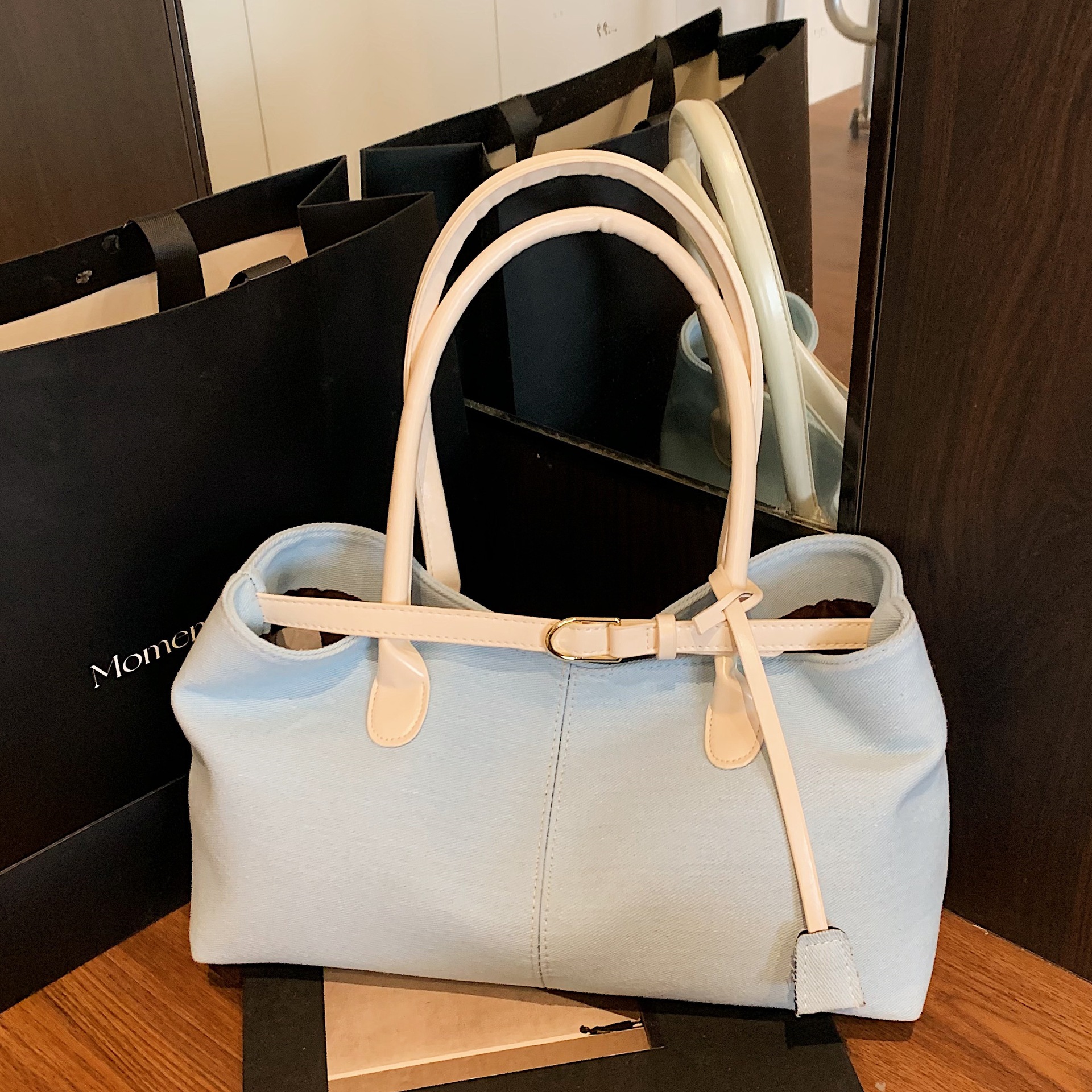Retro denim large-capacity bag for women 2025 new trendy and fashionable underarm bag, casual Korean hand-held commuter bag full figure
