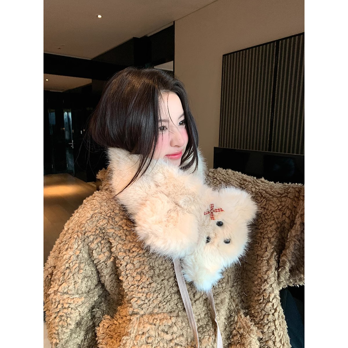 Cute bow bow puppy fur hat for women, winter hat and scarf in one, versatile, cold-proof, warm and ear-protecting Lei Feng hat details Picture