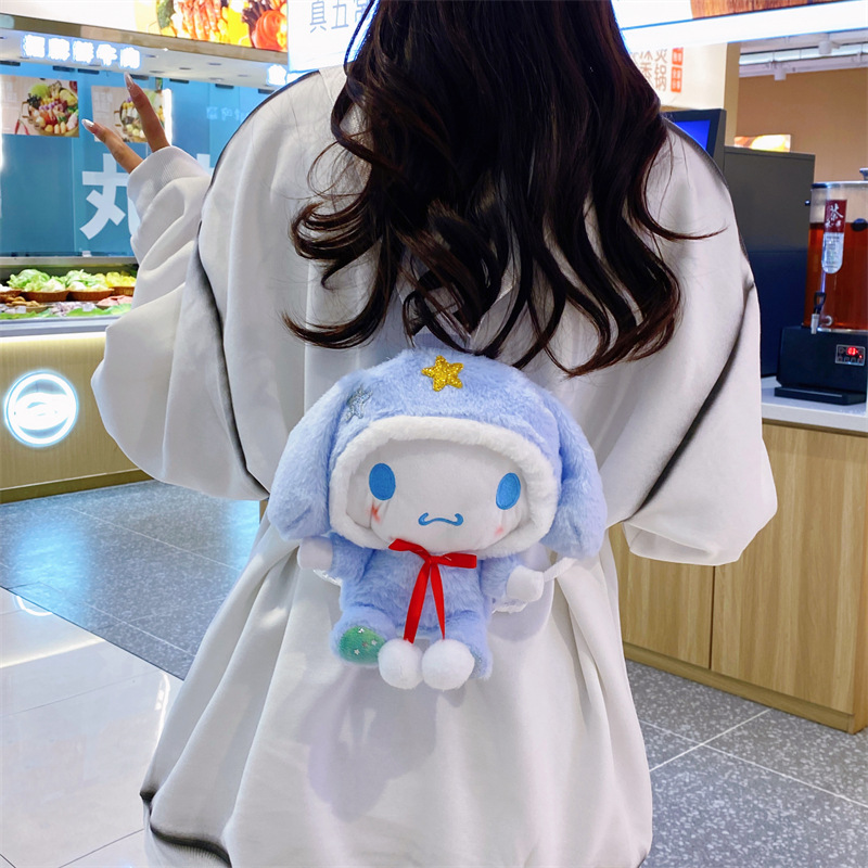 The new cartoon Sanrio Melody Kuromi backpack claw machine doll can be exchanged for festival gifts directly from the manufacturer Application Scenario