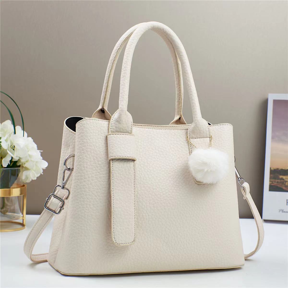 New macaron, a stylish and versatile crossbody handbag with a large capacity for foreign trade, is a cross-border trend details Picture