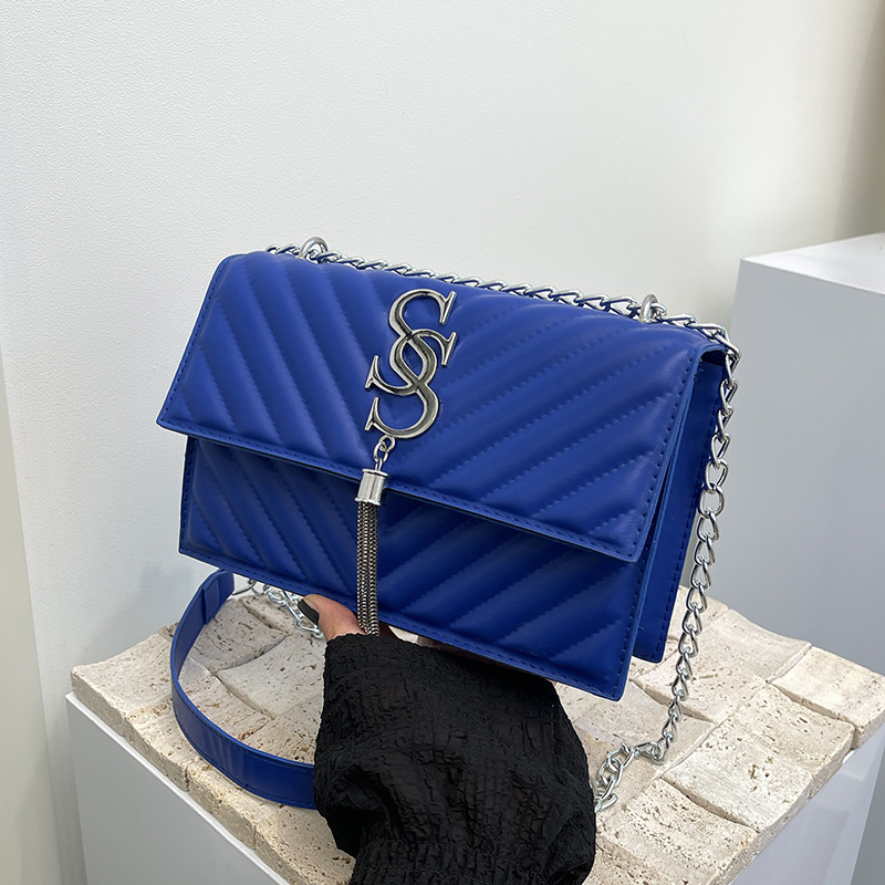 French-style retro, stylish and fashionable 2025 summer new simple, casual and elegant crossbody single-shoulder small square bag full figure