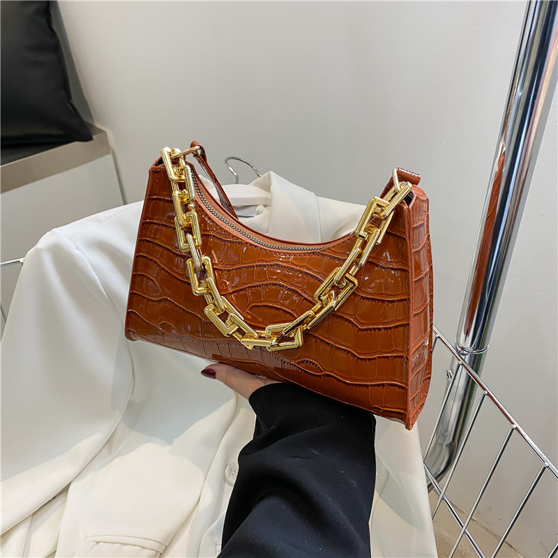 Spring niche design bags 2022 New trendy and fashionable chain single-shoulder, underarm bag, crossbody women's bag, versatile ins Application Scenario
