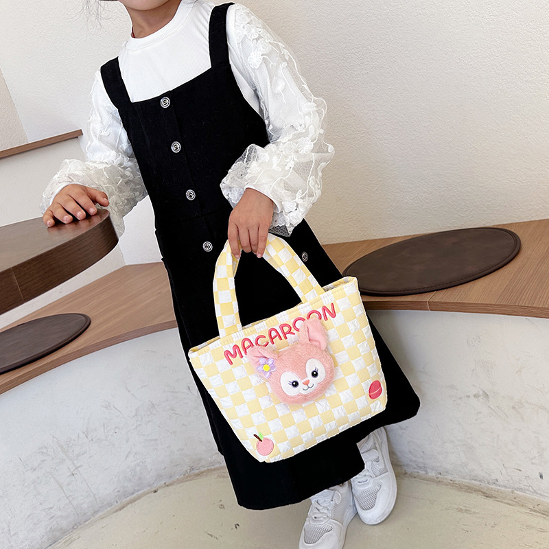 Direct sales of cartoon children's fashionable plush toy bags, wrist bags, stylish girls' children's casual handbags Specification drawing