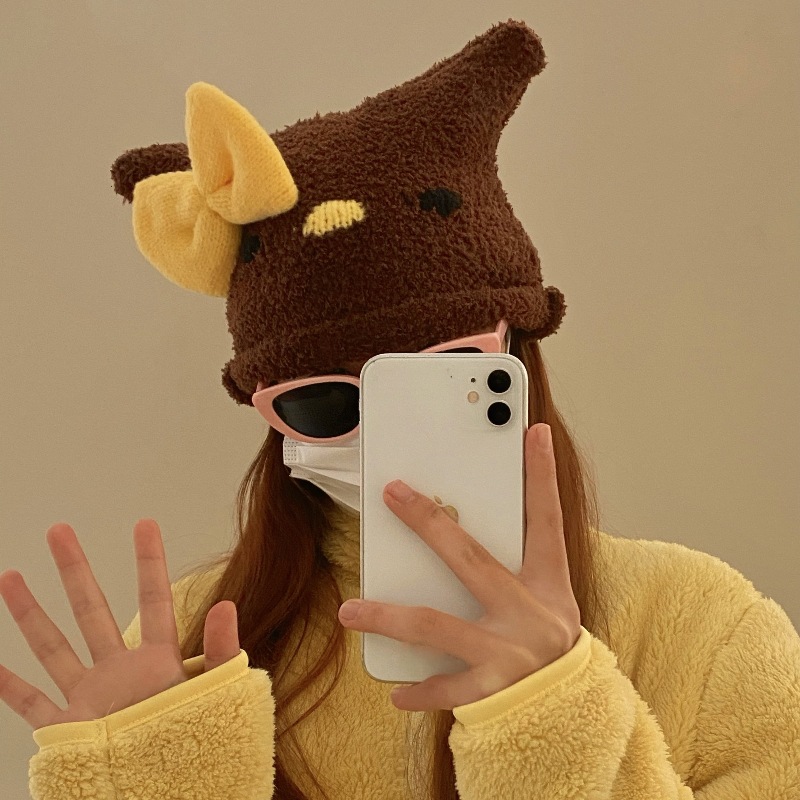 Cute cartoon plush pullover hat for women 2024, a new Japanese style autumn and winter warm bow rolled-up ear cap Item Picture