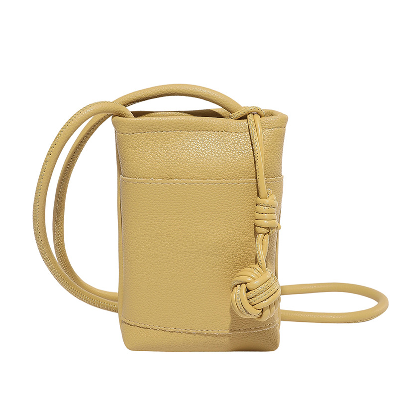 "Little Bag Women 2025 New Style Women's Bag, casual and fashionable single-shoulder crossbody bag, women's cool solid color small square bag, mobile phone bag. Item Picture