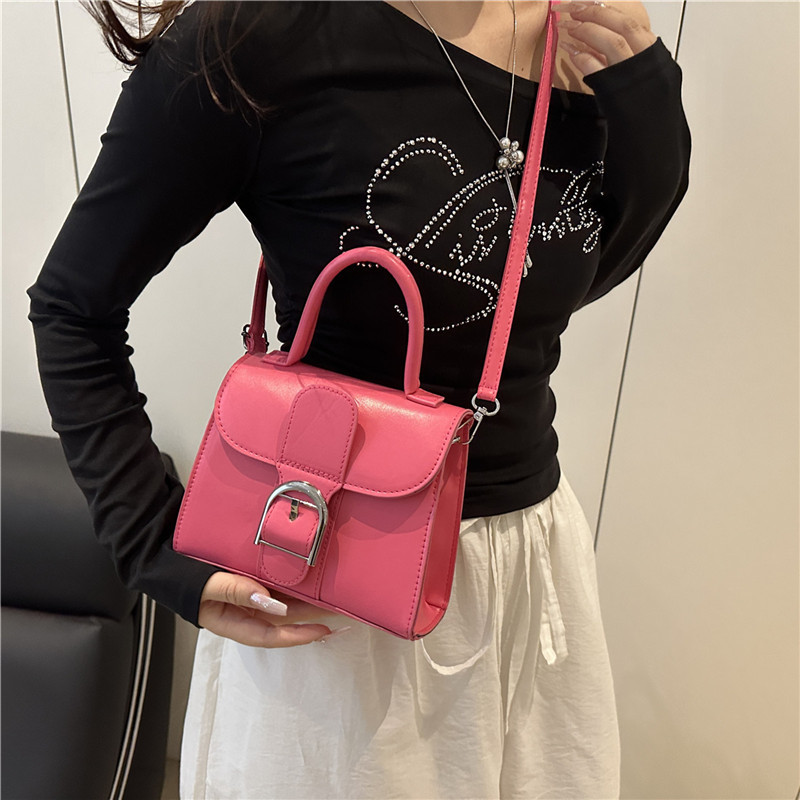 A fashionable new hand-held shoulder crossbody small square bag, a lychee pattern Kelly bag, a women's quality commuting bag Specification drawing