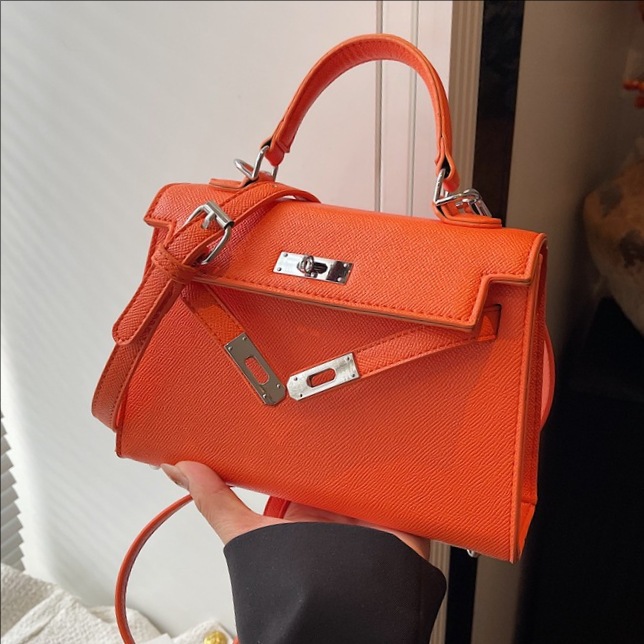 Cross-border bestseller Kelly bag for women 2025 new retro and versatile commuting single-shoulder crossbody small square bag full figure