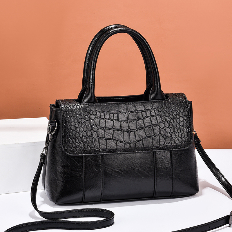 Soft leather handbag, large-capacity women's bag, 2022 new style, trendy, fashionable and elegant crossbody women's bag, export consignment full figure