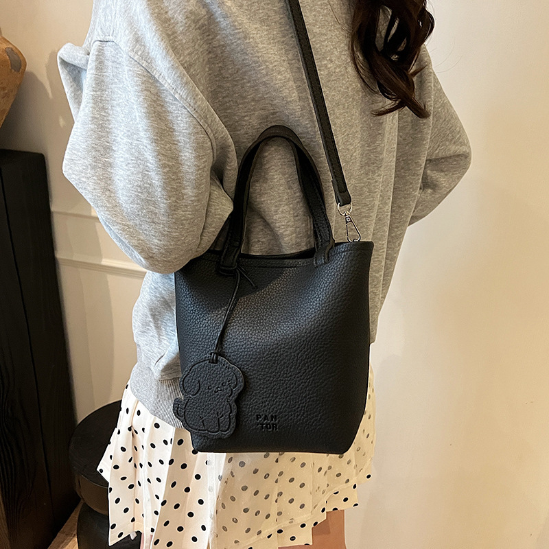 Cross-border high-end style vegetable basket hand-carried bucket bag for women 2025 Spring/Summer new versatile and super popular single-shoulder crossbody bag Specification drawing