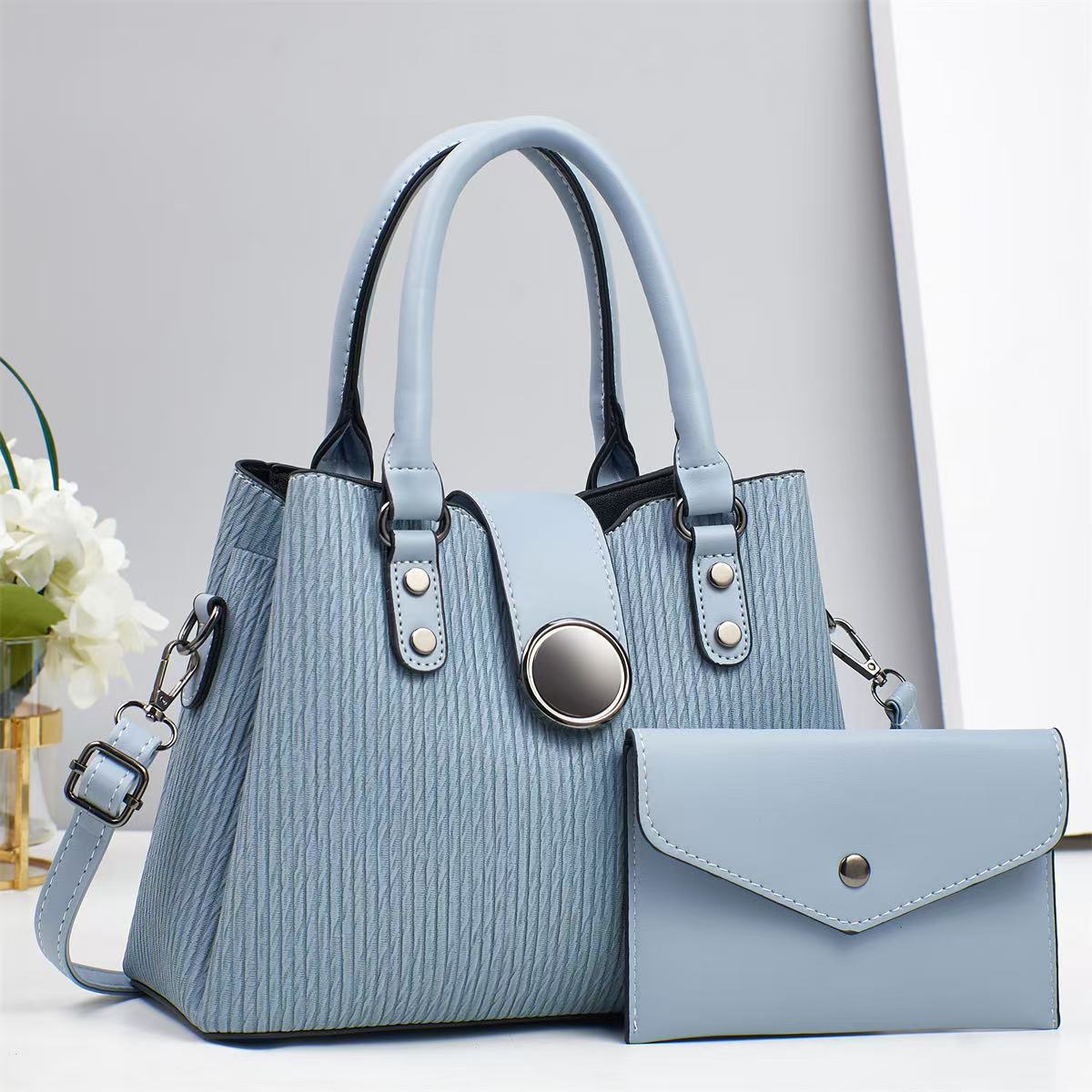 Two-piece set of mother and child bag 2025, new single-shoulder bag as a gift, single-shoulder crossbody bag for women's export, versatile and spacious details Picture