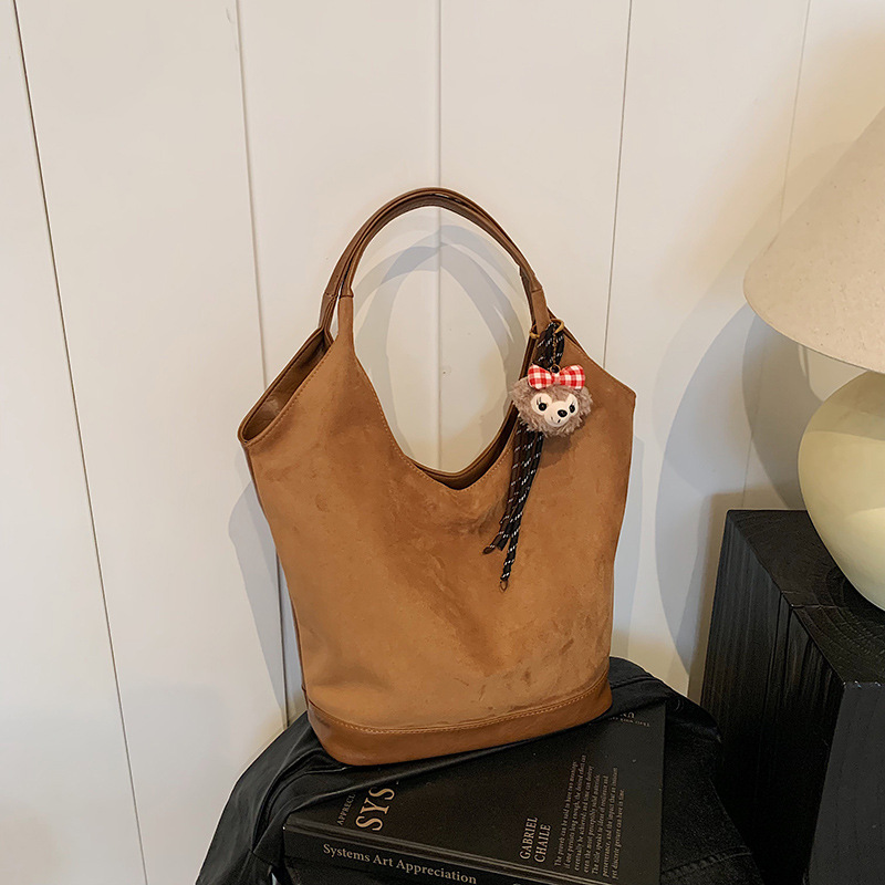 Fashionable and casual leopard print underarm bag for women 2024 new style, retro and fashionable, matte, trendy and versatile, large-capacity single-shoulder bag details Picture