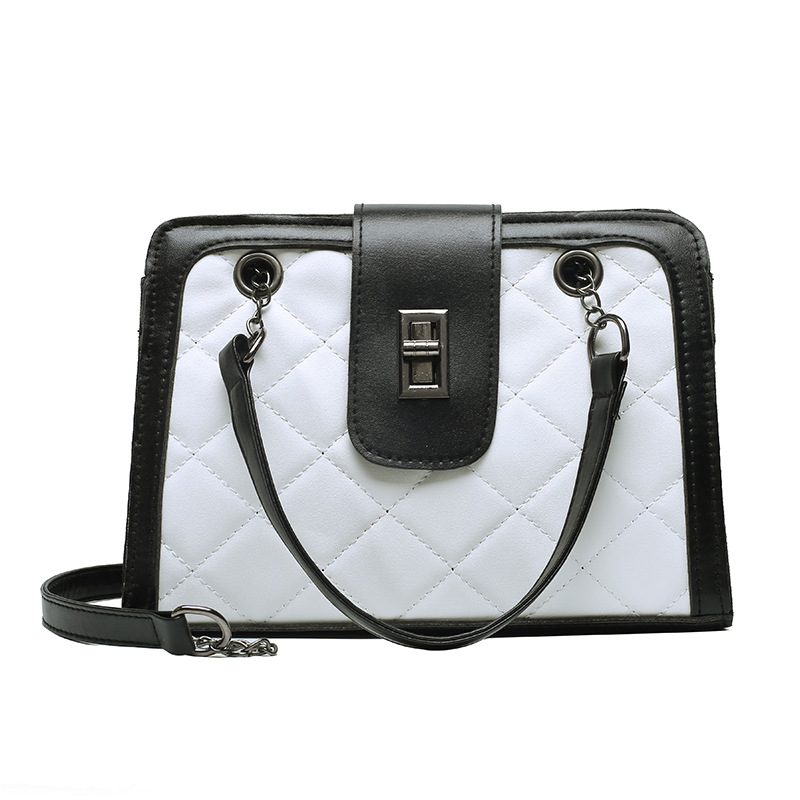Fashionable and stylish diamond-shaped bag for women, 2021 new trendy Korean version chain shoulder bag, simple embroidered thread retro crossbody bag Item Picture