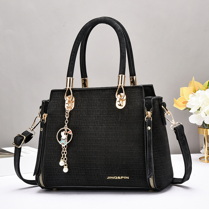 Taizhou Women's Bag 2025 New style single-shoulder crossbody bag, fashionable and versatile, large-capacity mom bag, cross-border handbag full figure