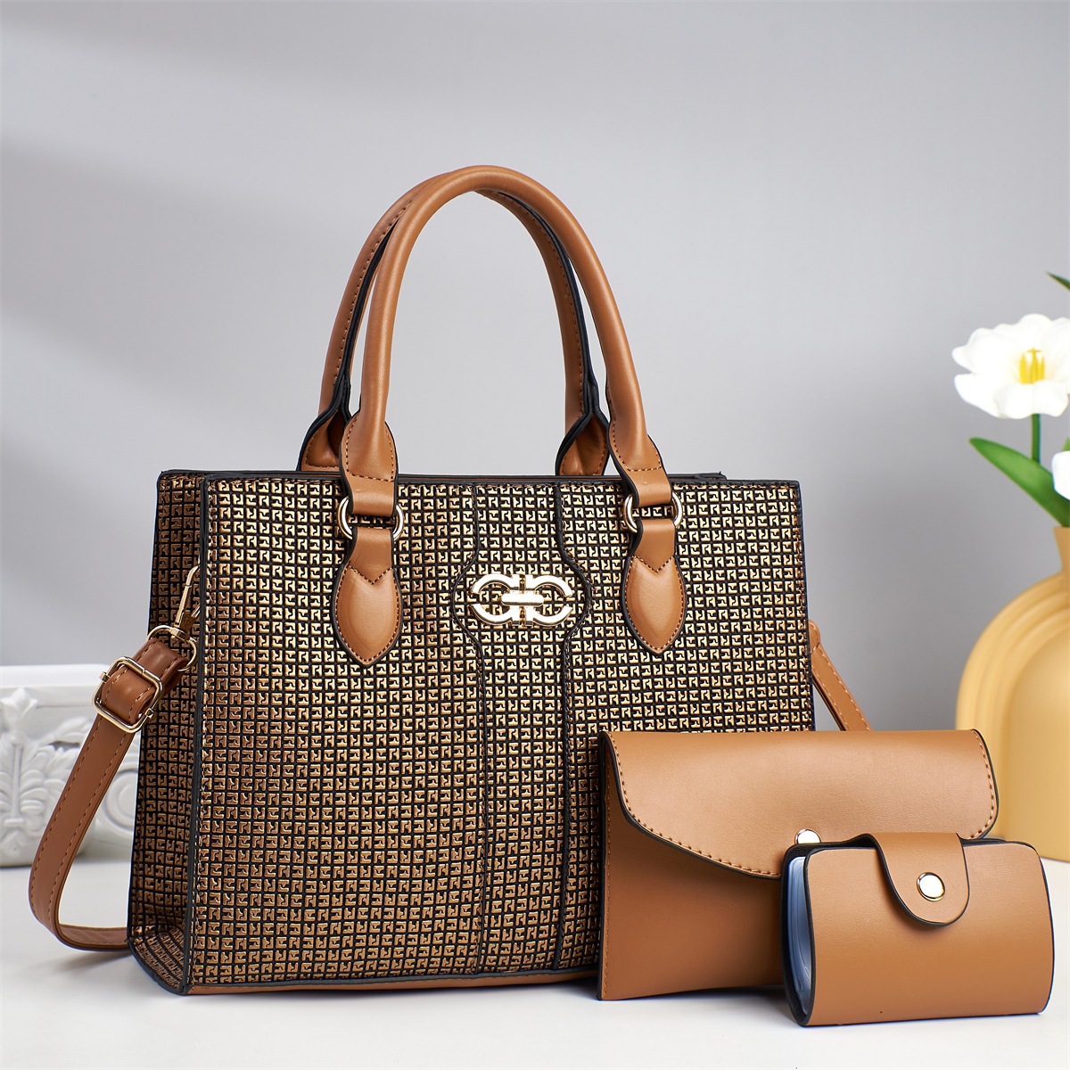 2025 New crocodile-patterned fashionable single-shoulder bag for women, cross-border large capacity, high appearance level handbag, women's crossbody bag details Picture