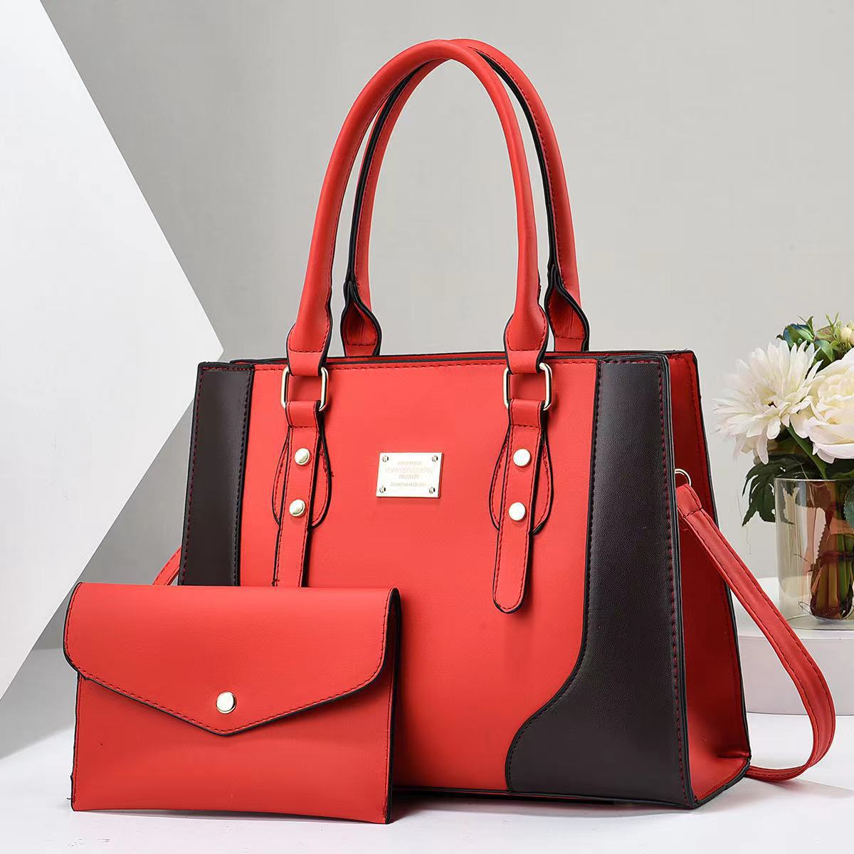 High-end women's mother and child bag 2023 New contrasting color large-capacity handbag for middle-aged mothers, practical for mom Application Scenario