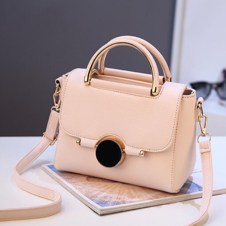 Factory direct sales 2022 new style women's bag, fashionable small square bag, simple, fresh and sweet, single-shoulder crossbody handbag Application Scenario