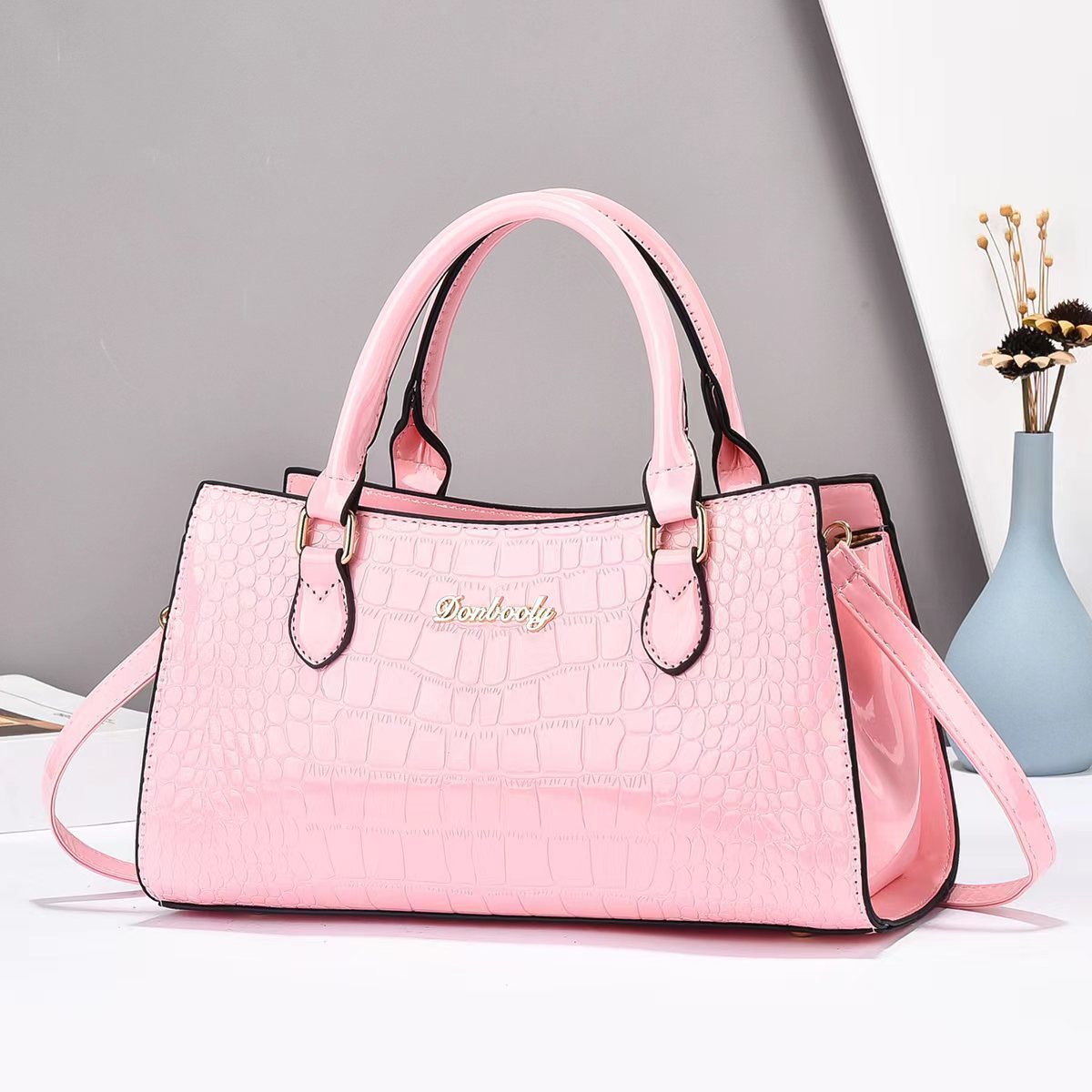 Cross-border handbag 2025 new style, trendy, simple and elegant, single-shoulder crossbody style women's bag, crocodile pattern, stylish details Picture