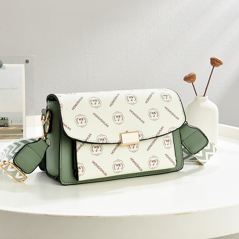 Factory commuting bag 2025 New style printed casual and versatile mom bag, underarm single-shoulder crossbody bag, women's one-piece consignment Application Scenario