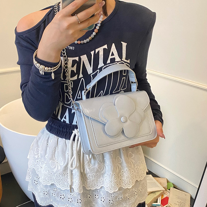 Korean style trendy and stylish chain hand-held small square bag for women 2025 new versatile, casual and simple single-shoulder crossbody bag Specification drawing