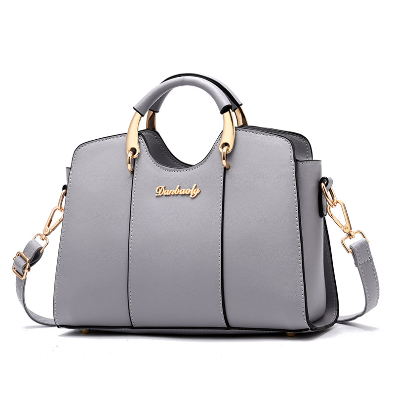 "Big bag for Women 2024 New large-capacity, fashionable and versatile women's hand-held, stylish mom's crossbody bag, one-piece consignment. Application Scenario
