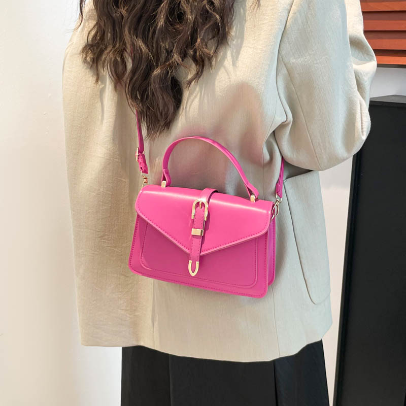 Fashionable and individualistic summer new handbag for women, Korean style, stylish solid color, casual and versatile, stylish crossbody bag details Picture