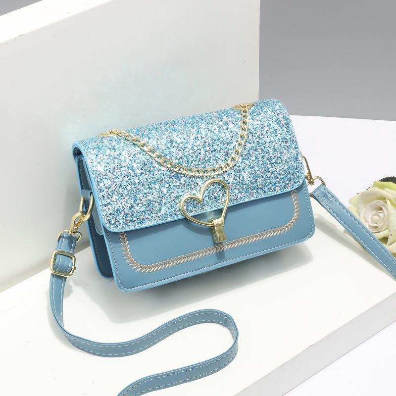 The 2023 new trendy sequined, stylish and high-quality single-shoulder bag and summer chain crossbody bag are now available for women Specification drawing