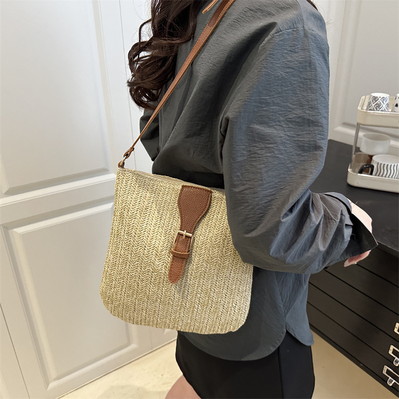 Summer straw woven bag for Women 2025 New style casual commuting woven bucket bag, trendy seaside and beach vacation crossbody bag Specification drawing