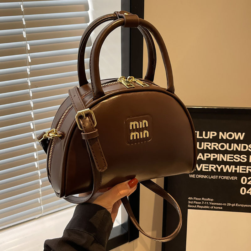 Maillard retro hand-held bowling bag for women 2024 solid color new trendy Korean version pillow bag Versatile crossbody bag full figure