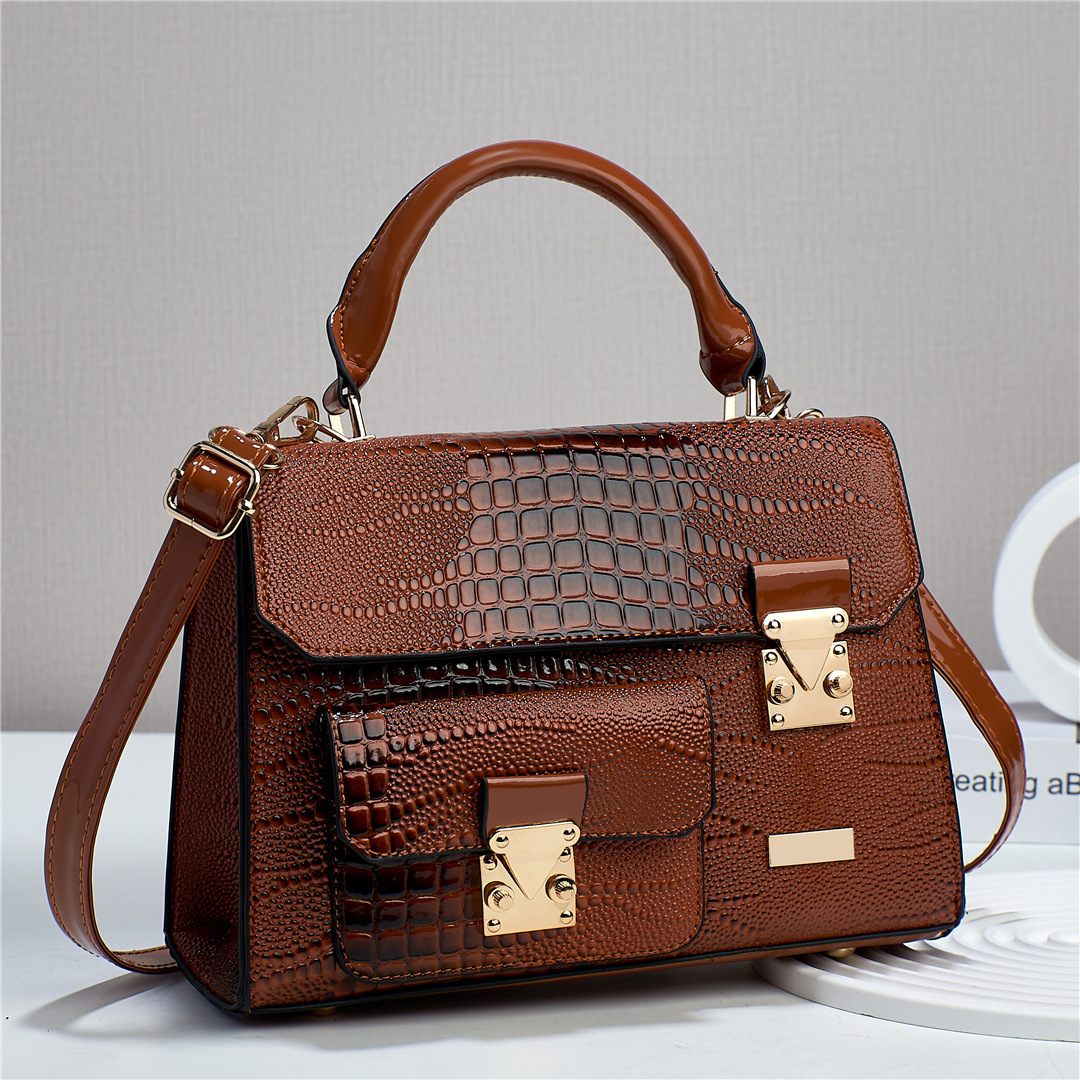 The 2023 new stylish Korean-style crocodile print single-shoulder crossbody women's handbag is simple and elegant for export Application Scenario