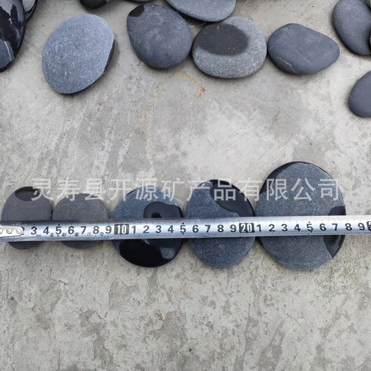 Painted stone, painted chip stone, children's creative flat pebble, black painted stone, children's DIY hand-painted stone details Picture