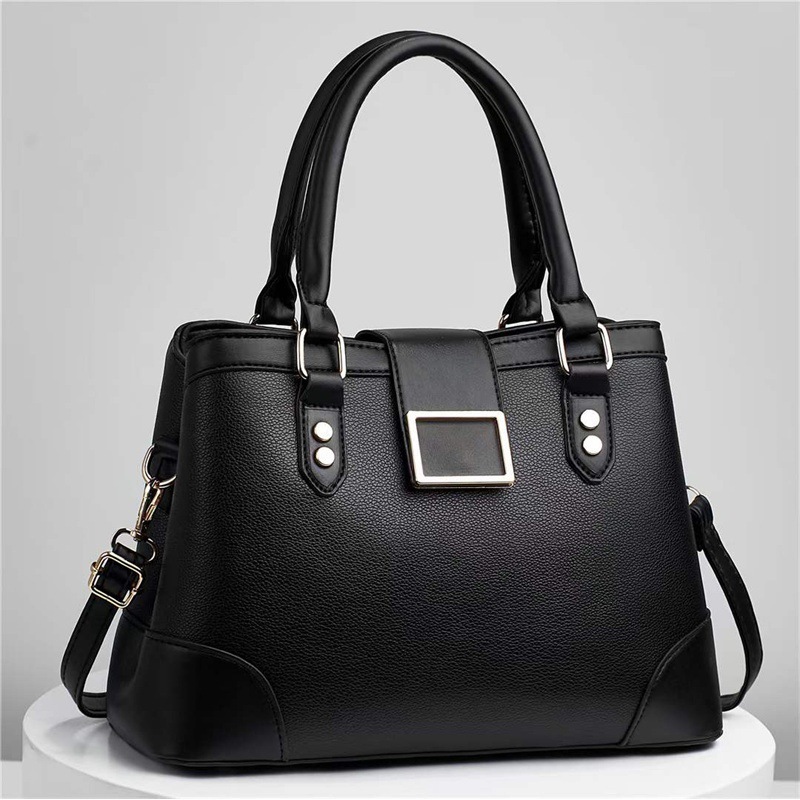 New trendy bags for women's daily use in 2023, simple and versatile single-shoulder bags, large-capacity fashionable handbags full figure