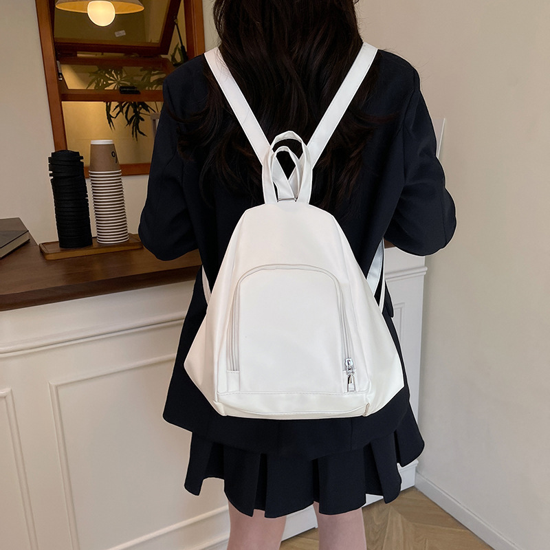 Cross-border high-end retro large-capacity backpack for women 2025 new style casual and versatile commuting single-shoulder crossbody bag trend details Picture