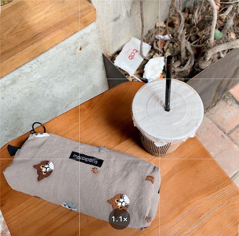 112161 Japanese-style pen case, embroidered cat student stationery bag, large capacity, lightweight fabric makeup storage bag details Picture