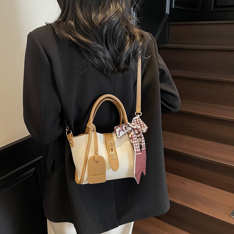 2025 New retro, light luxury, simple and large-capacity hand-held bucket bag for women, high-end texture, single-shoulder crossbody bag for mother and child Specification drawing