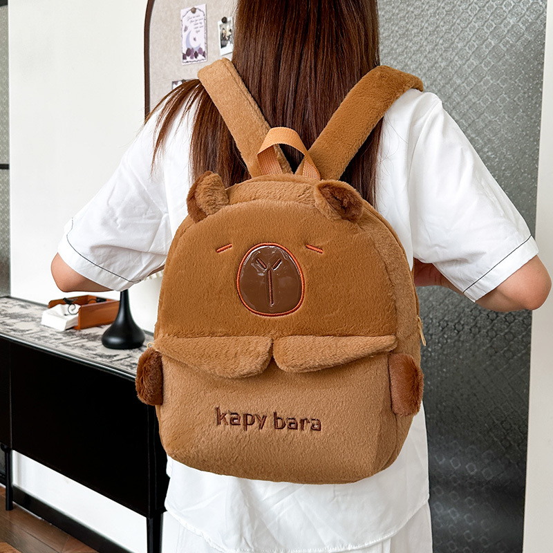 New Capibara Capybara backpack is cute and girlish. It's a large-capacity class backpack and storage bag for students. Wholesale Application Scenario