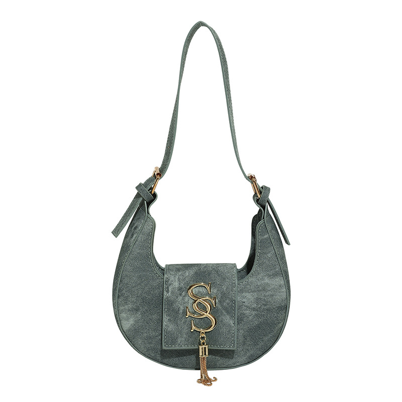 Women's bag 2025 Summer New trendy and fashionable single-shoulder bag, texture PU underarm bag, niche hardware tassel crescent bag Item Picture