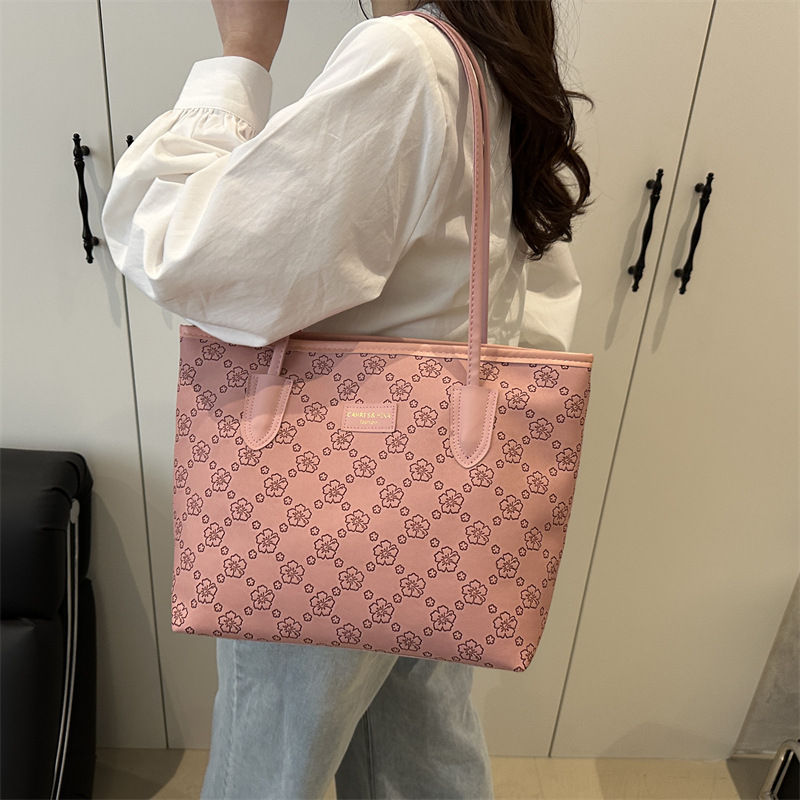 Large-capacity women's 2025 new style summer high-end college student class shoulder bag Versatile commuting tote bag Specification drawing